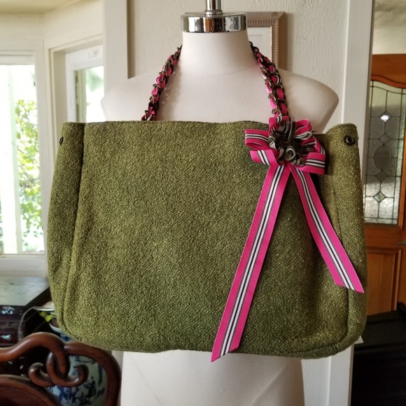 Goldie Grass Tweed Tote Purse with Rosette Chain - Picture 1 of 5